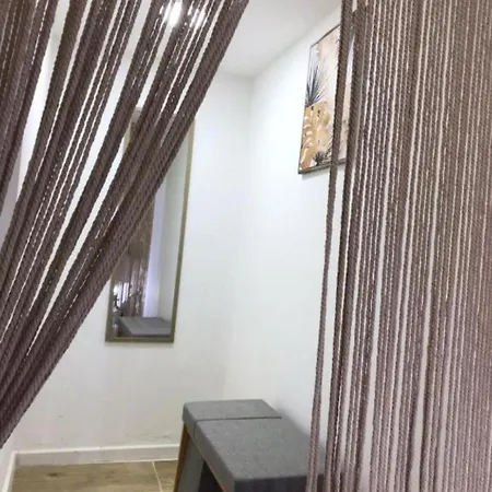 Shibari Jacuzzi Apartment